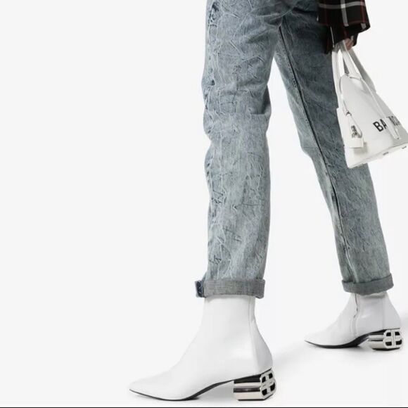 Balenciaga White Typo BB Heel Leather Ankle Boots size 39 - Picture 3 of 15